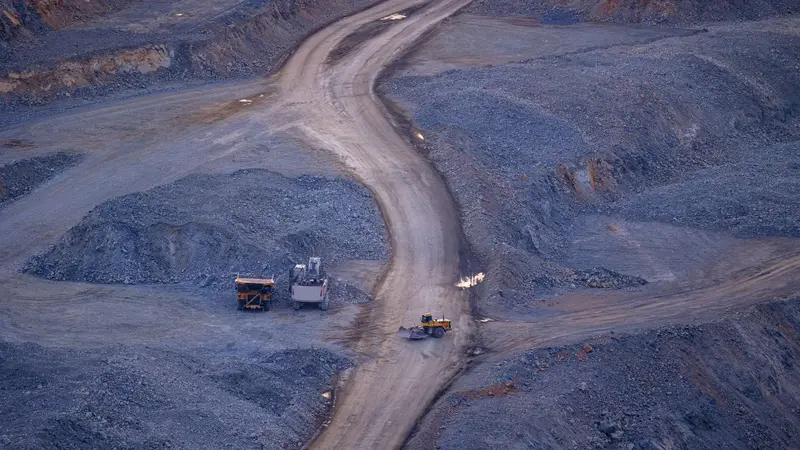 Liberty Star Expands Operations with Acquisition of 13 New Mining Permits in Arizona