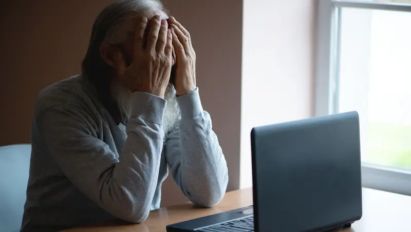 Retired Journalist Falls Victim to $270,000 'Pig-Butchering' Scam Through Online Romance