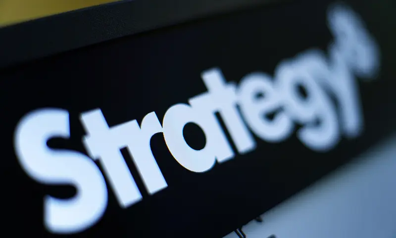 Strategy Overtakes BlackRock as Leading Holder of Bitcoin