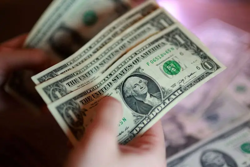 US Dollar Strengthens Ahead of Iran Ceasefire Deadline