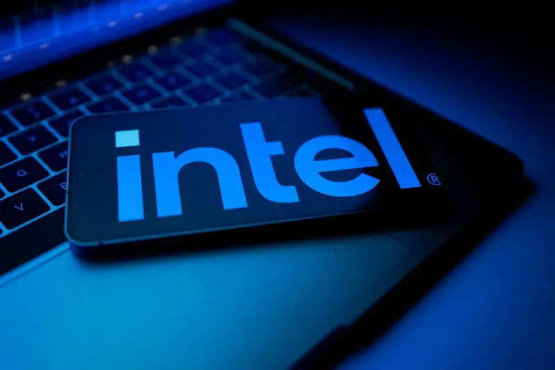 Intel's Upcoming Results: Are Supply Chain Challenges Impacting AI Goals?
