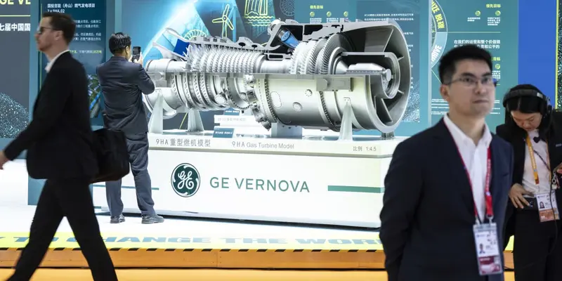 Smart Strategies for Investing in AI Today