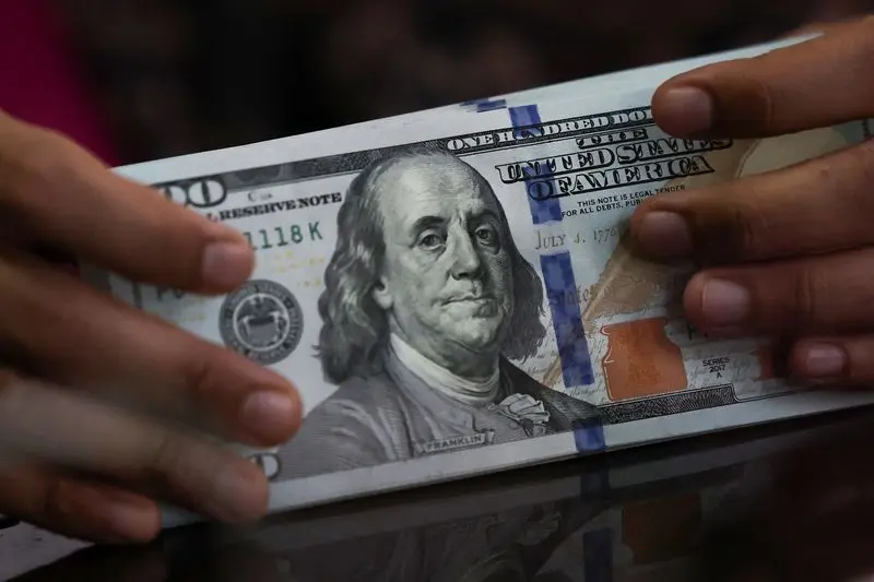 Dollar Remains Steady Amid Ceasefire Negotiations; Yen Faces Pressure from BOJ Delay