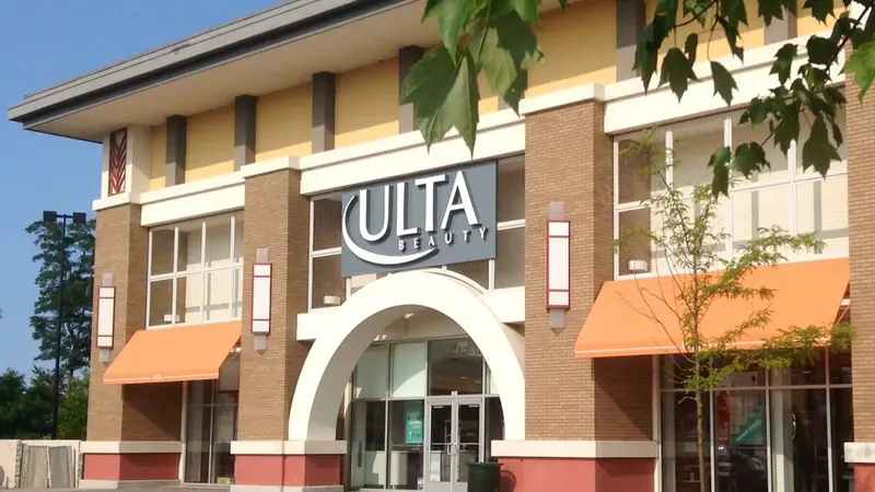 Jefferies Raises Ulta Beauty Rating to Buy with $700 Price Target: Is the Beauty Market Reviving?
