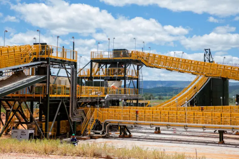 Sigma Lithium Reaches Two-Year High Amid Middle East Tensions