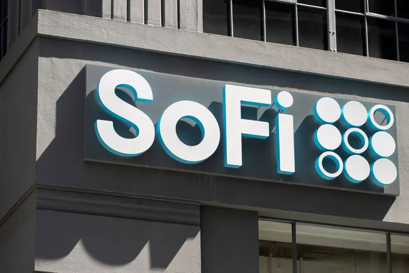 SoFi Stock Sees Growth Ahead of Q1 Earnings: Key Expectations